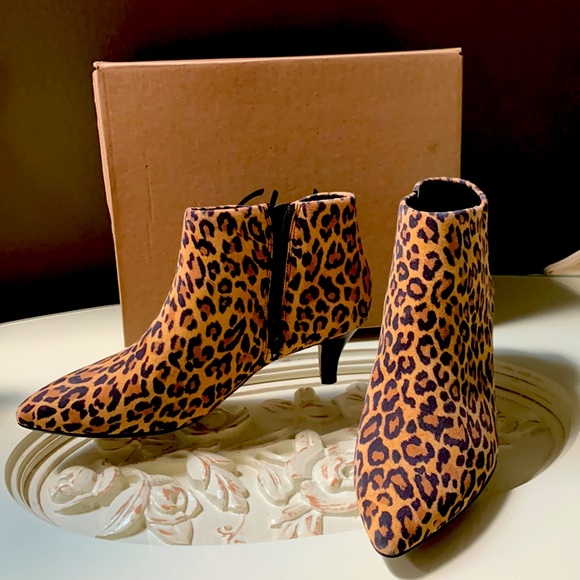 Clarks Linvale Sea Leopard print kitten heel bootie - Picture 5 of 7